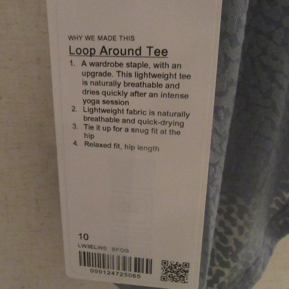 Loop Around Tee - Picture 5 of 12